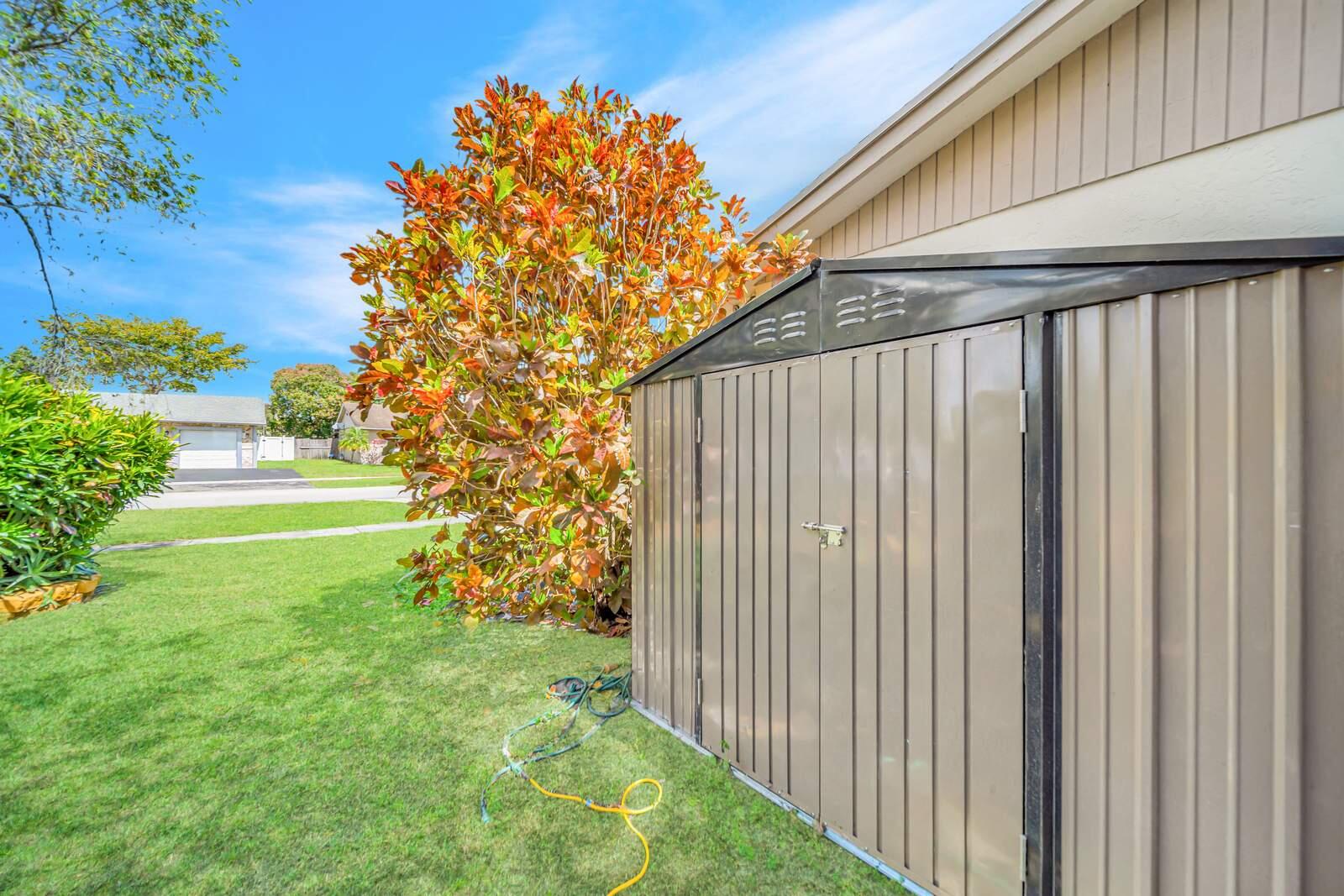 9298 Affirmed Lane Boca Raton, FL 33496 - Photo 40 of 42 40-DSC09084