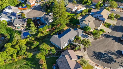 $1,650,000 | 3392 Royal Court, Napa, CA 94558
