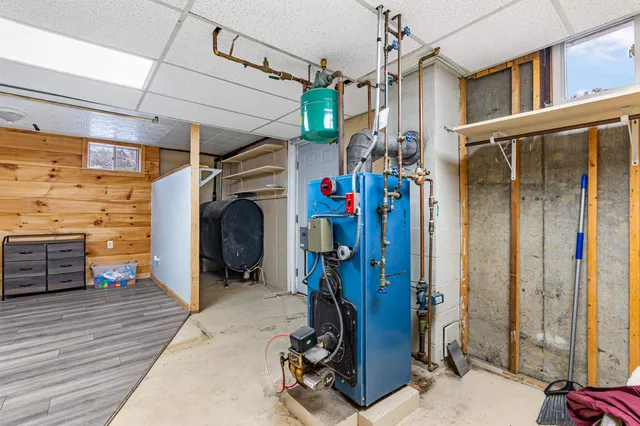 $325,000 | 6 Pinecrest Avenue, Berlin, NH 03570