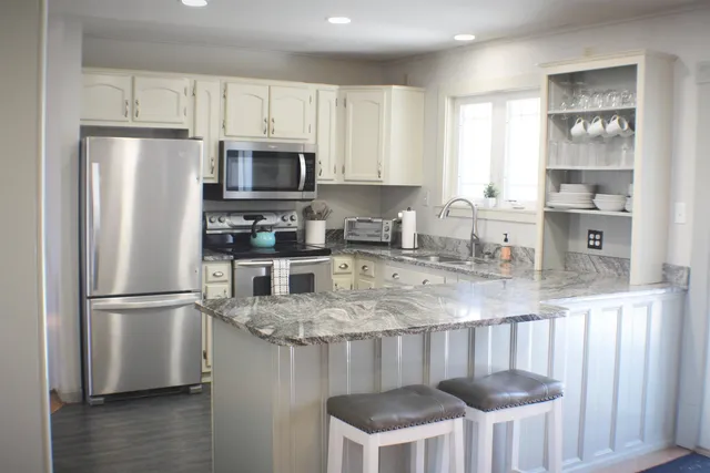 $325,000 | 6 Pinecrest Avenue, Berlin, NH 03570