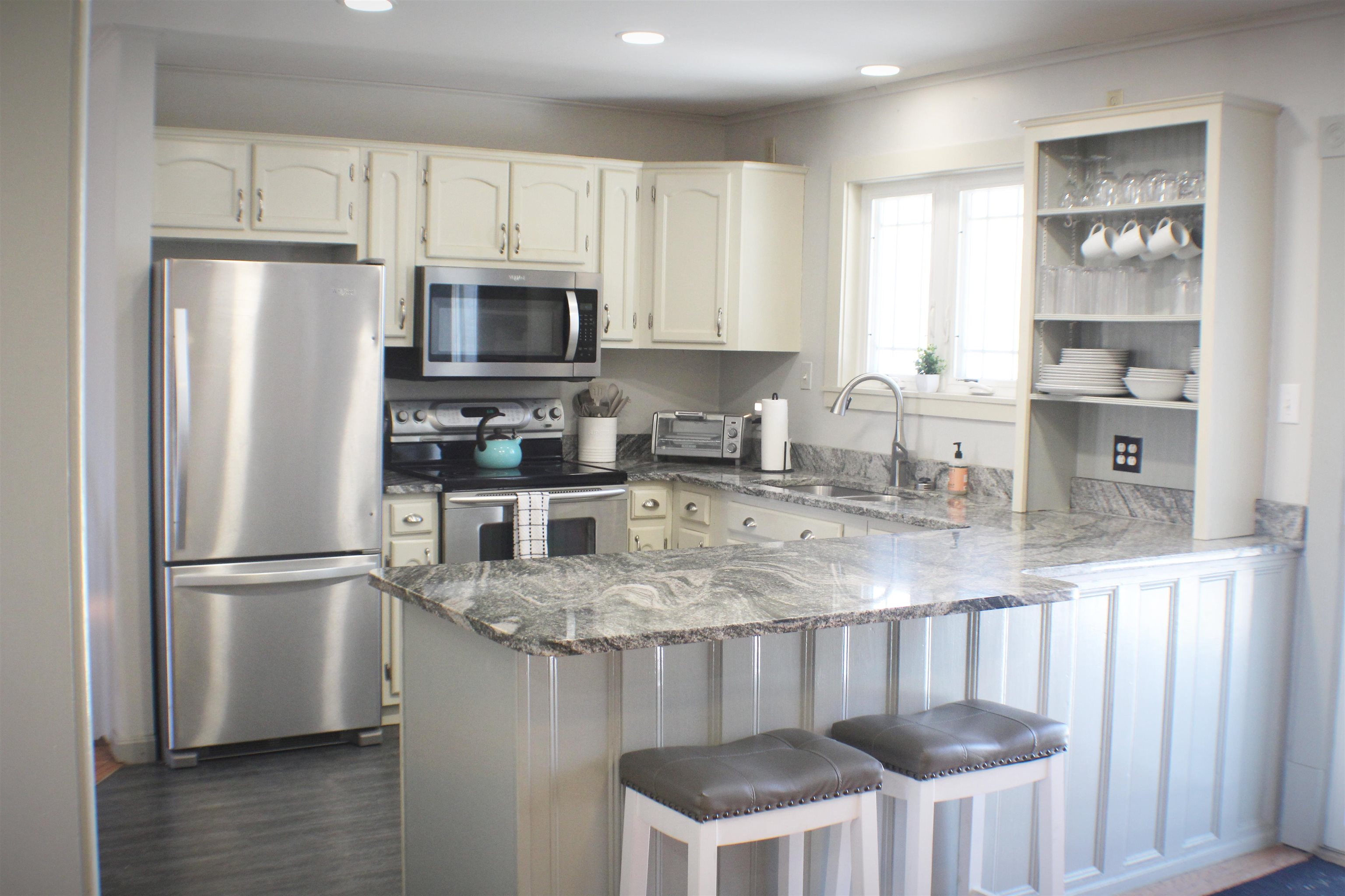 6 Pinecrest Avenue Berlin, NH 03570 - Photo 7 of 44