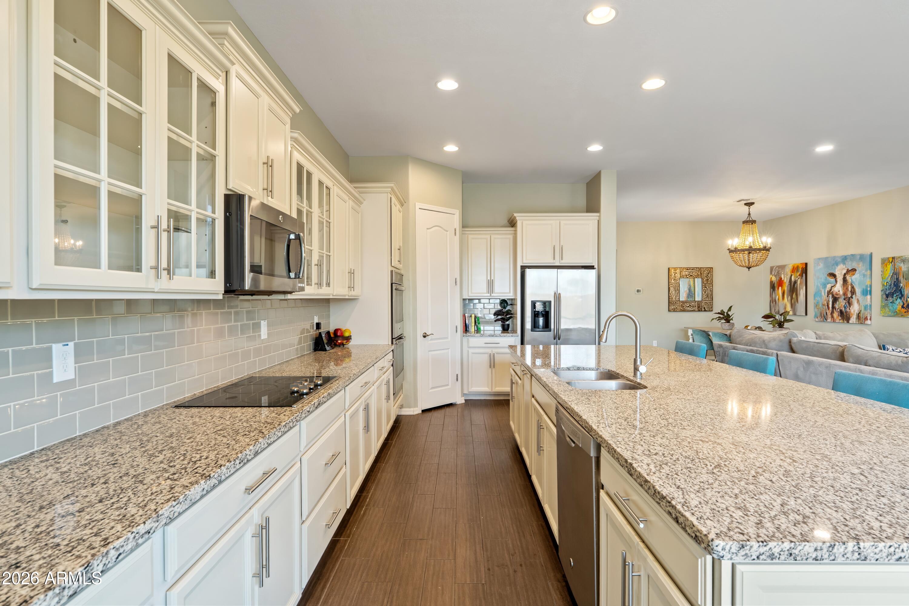 2120 East Geronimo Street Chandler, AZ 85225 - Photo 18 of 45 Kitchen