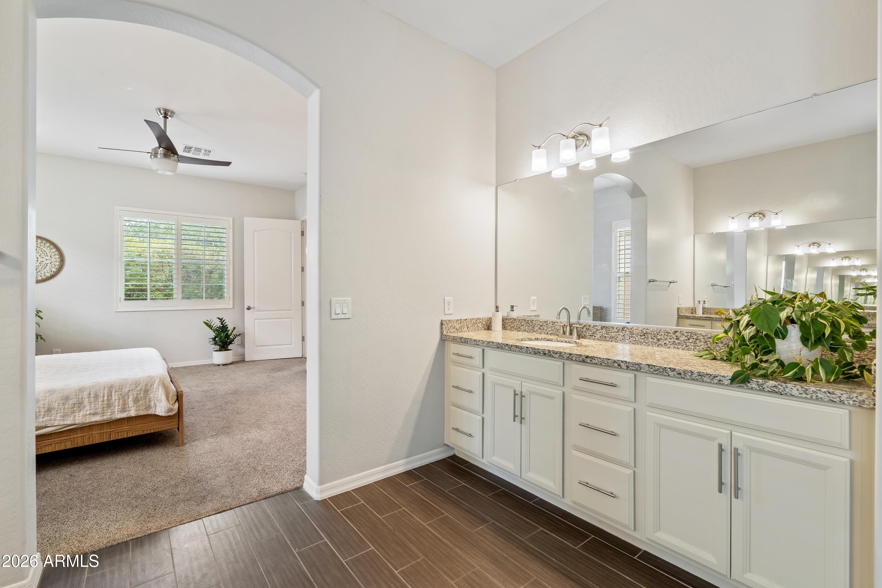 2120 East Geronimo Street Chandler, AZ 85225 - Photo 24 of 45 Primary Bath