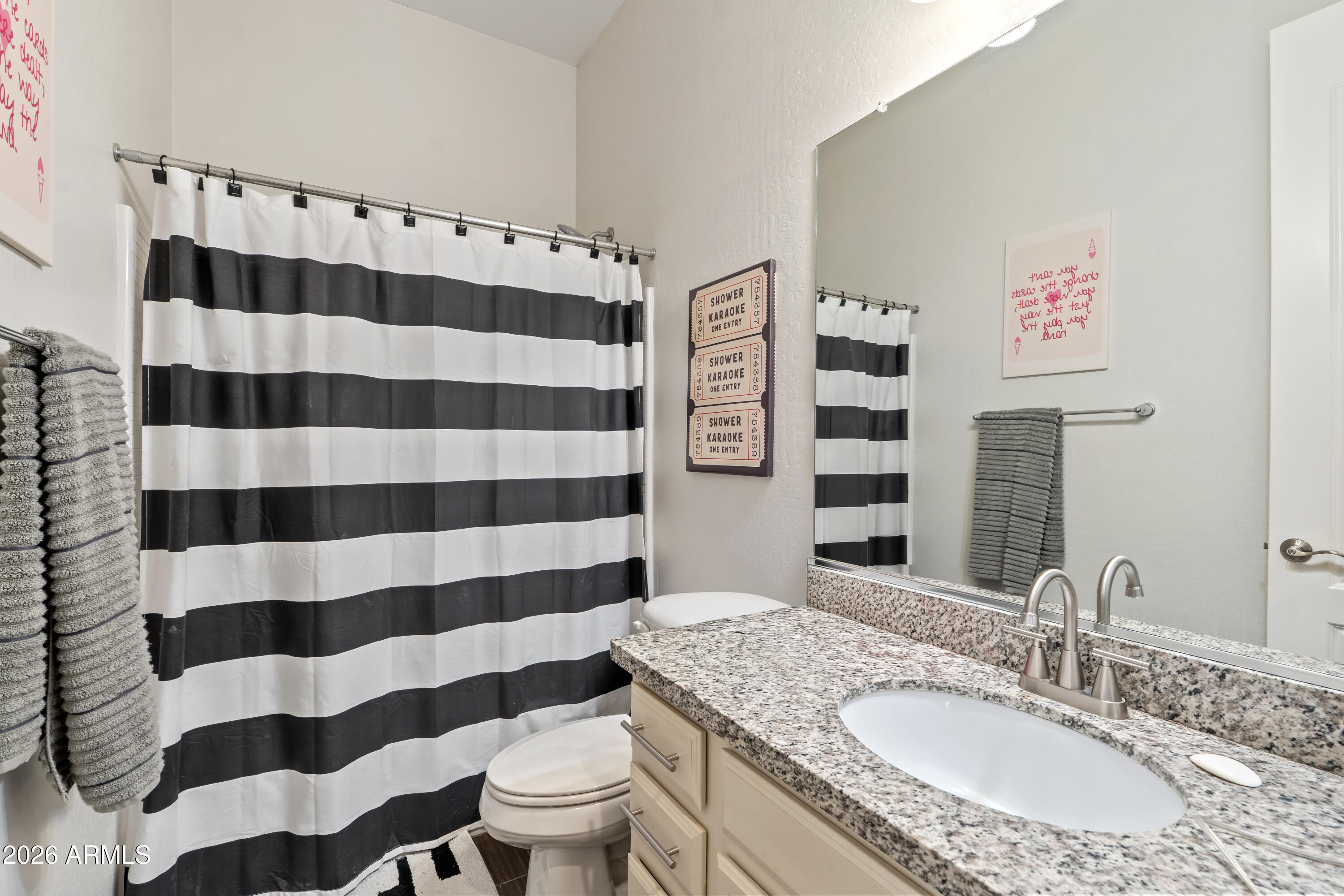 2120 East Geronimo Street Chandler, AZ 85225 - Photo 29 of 45 Bathroom 3