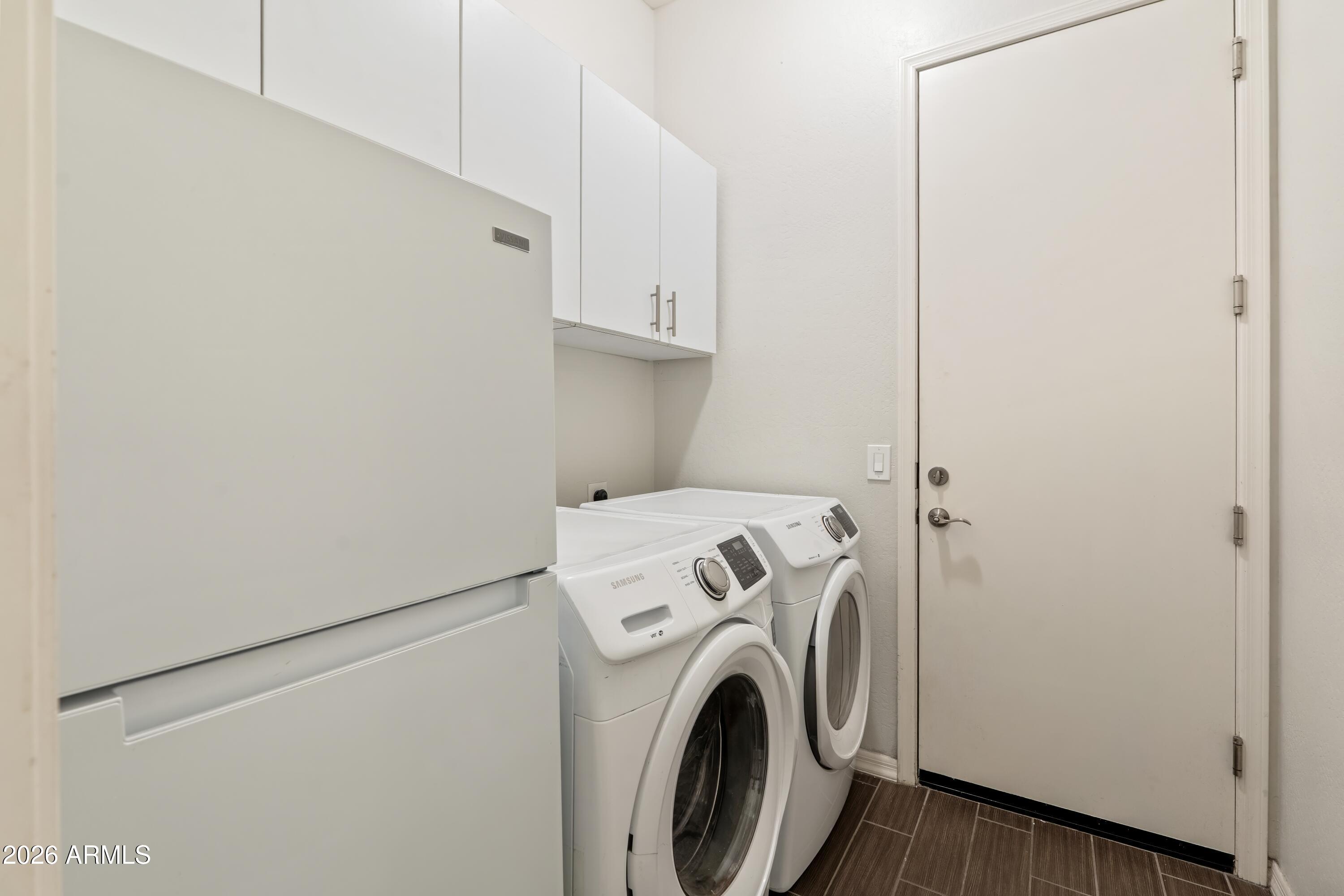 2120 East Geronimo Street Chandler, AZ 85225 - Photo 30 of 45 Laundry