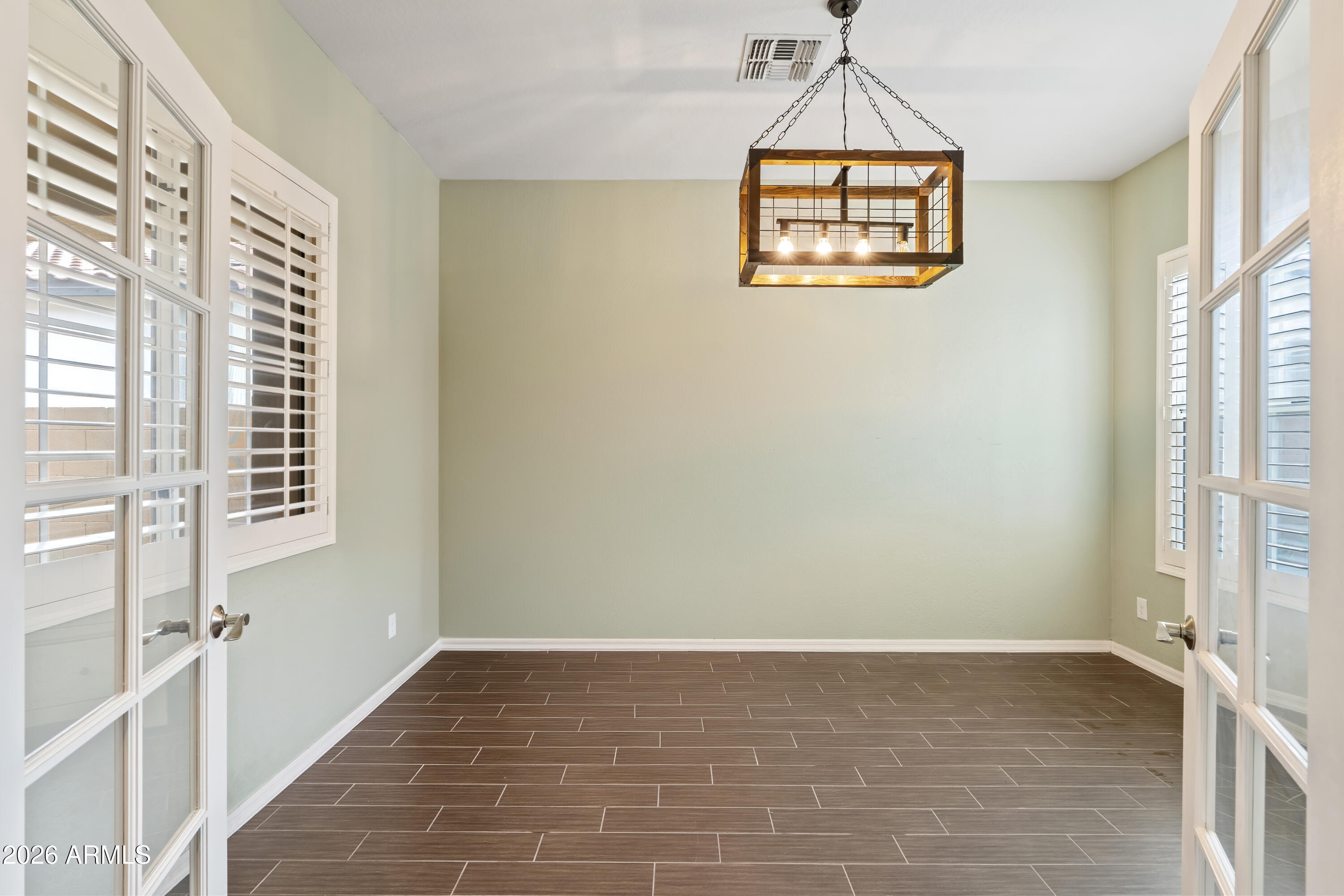 2120 East Geronimo Street Chandler, AZ 85225 - Photo 5 of 45 Office/Den