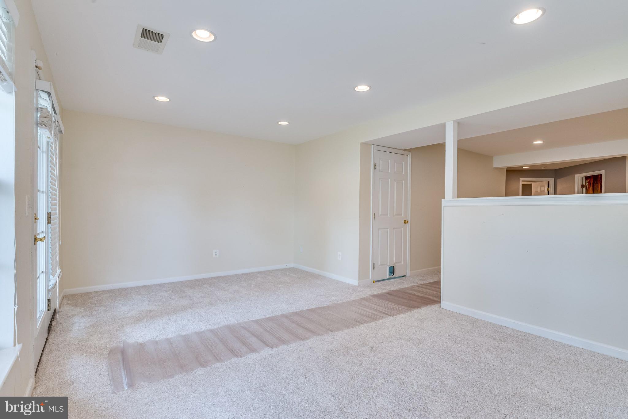 156 Riparian Lane Ranson, WV 25438 - Photo 32 of 39 Recessed lighting