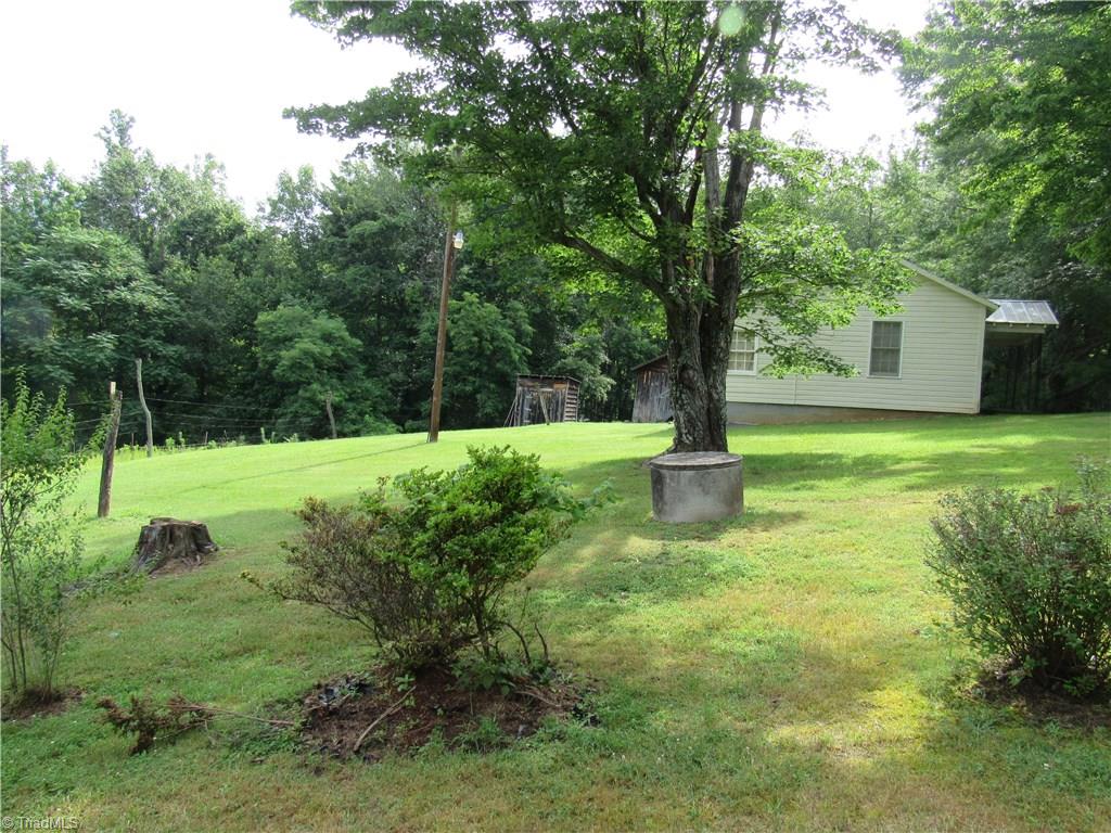 1365 Tillotson Road Pinnacle, NC 27043 - Photo 12 of 29