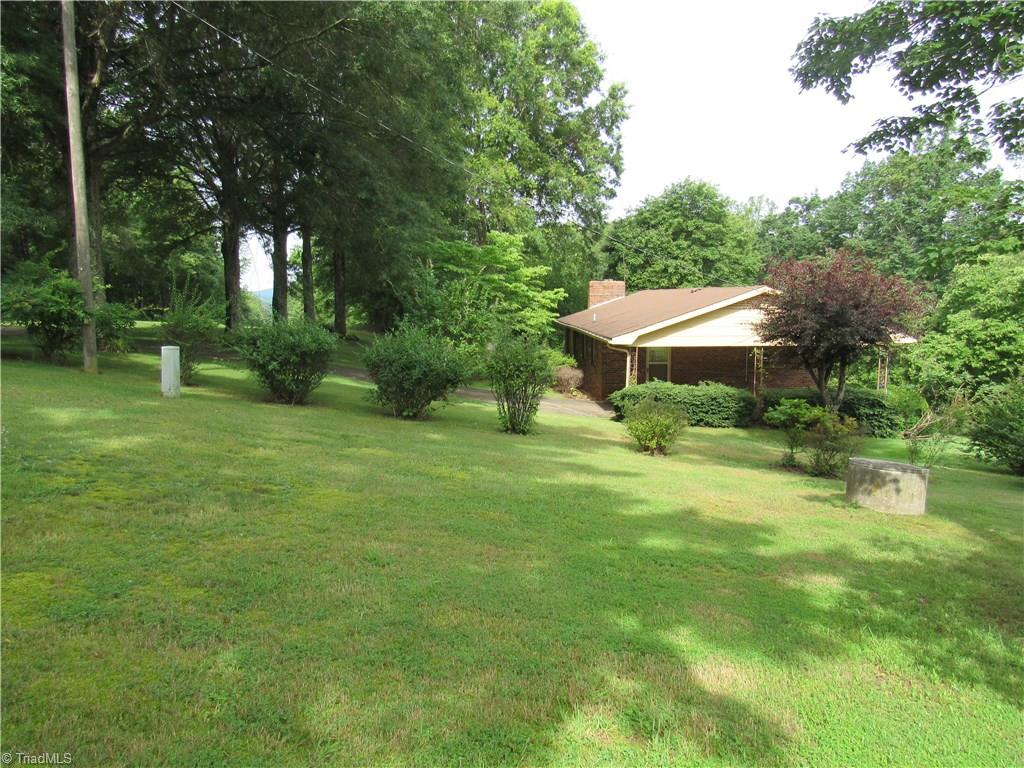 1365 Tillotson Road Pinnacle, NC 27043 - Photo 14 of 29