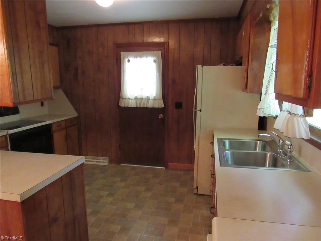 1365 Tillotson Road Pinnacle, NC 27043 - Photo 22 of 29