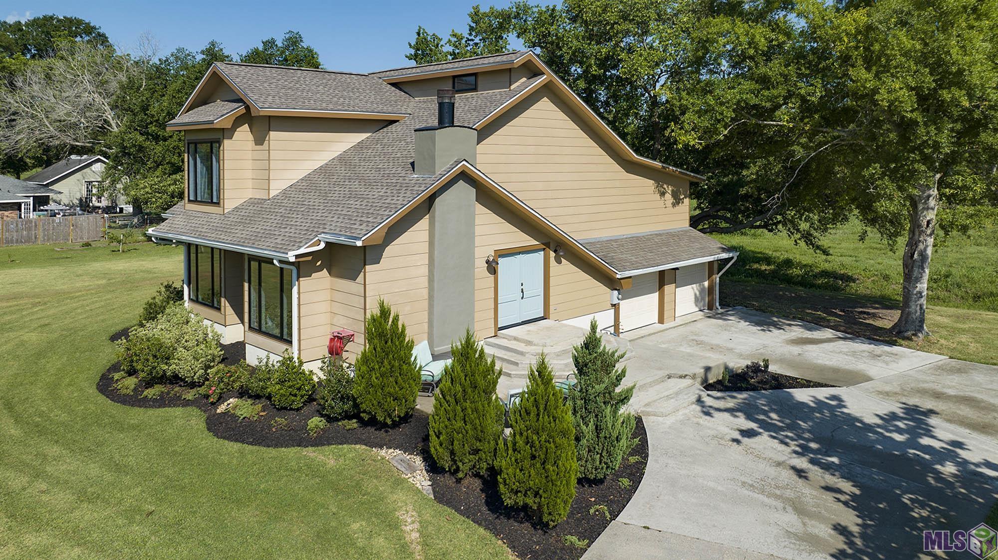 400 Fantastic Boulevard Raceland, LA 70394 - Photo 5 of 46