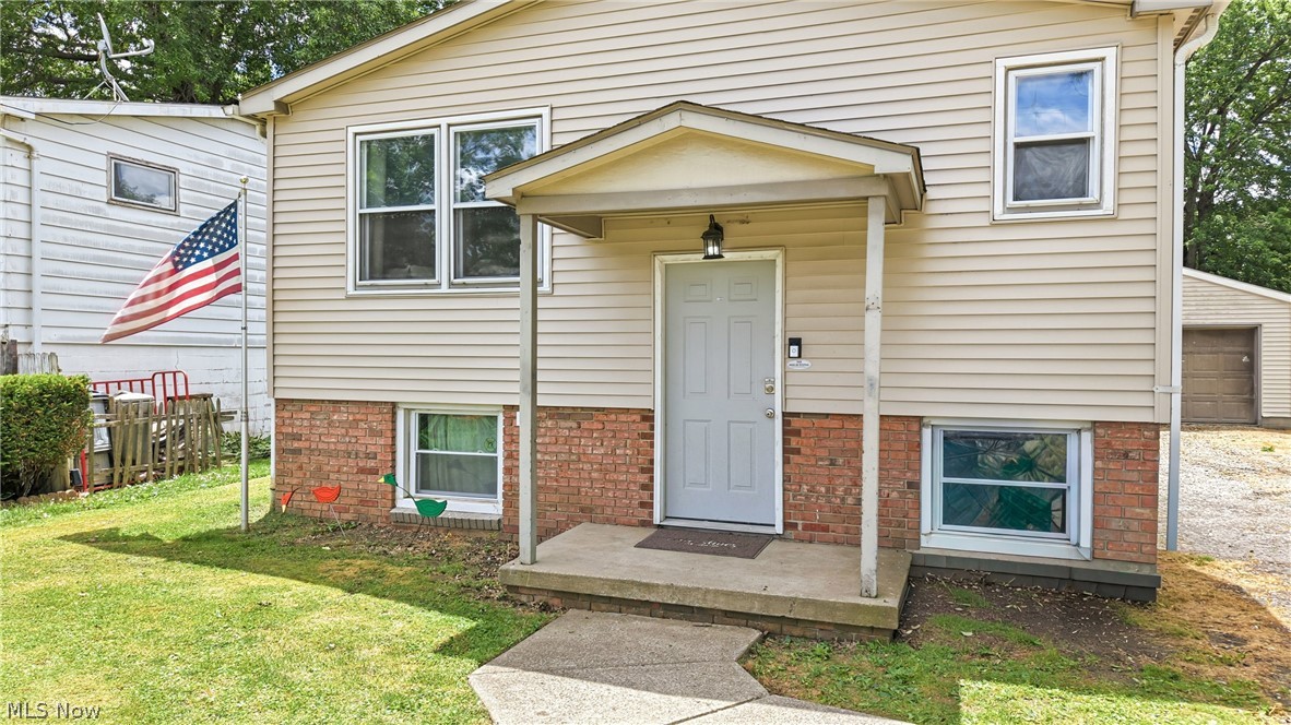 64 Morningside Road Niles, OH 44446 - Photo 2 of 31