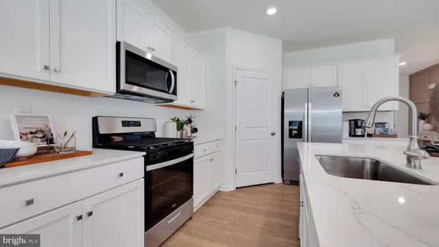 $528,990 | 109 Pear Rdg Drive, Harrisburg, PA 17111