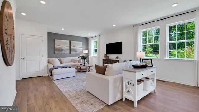 $528,990 | 109 Pear Rdg Drive, Harrisburg, PA 17111