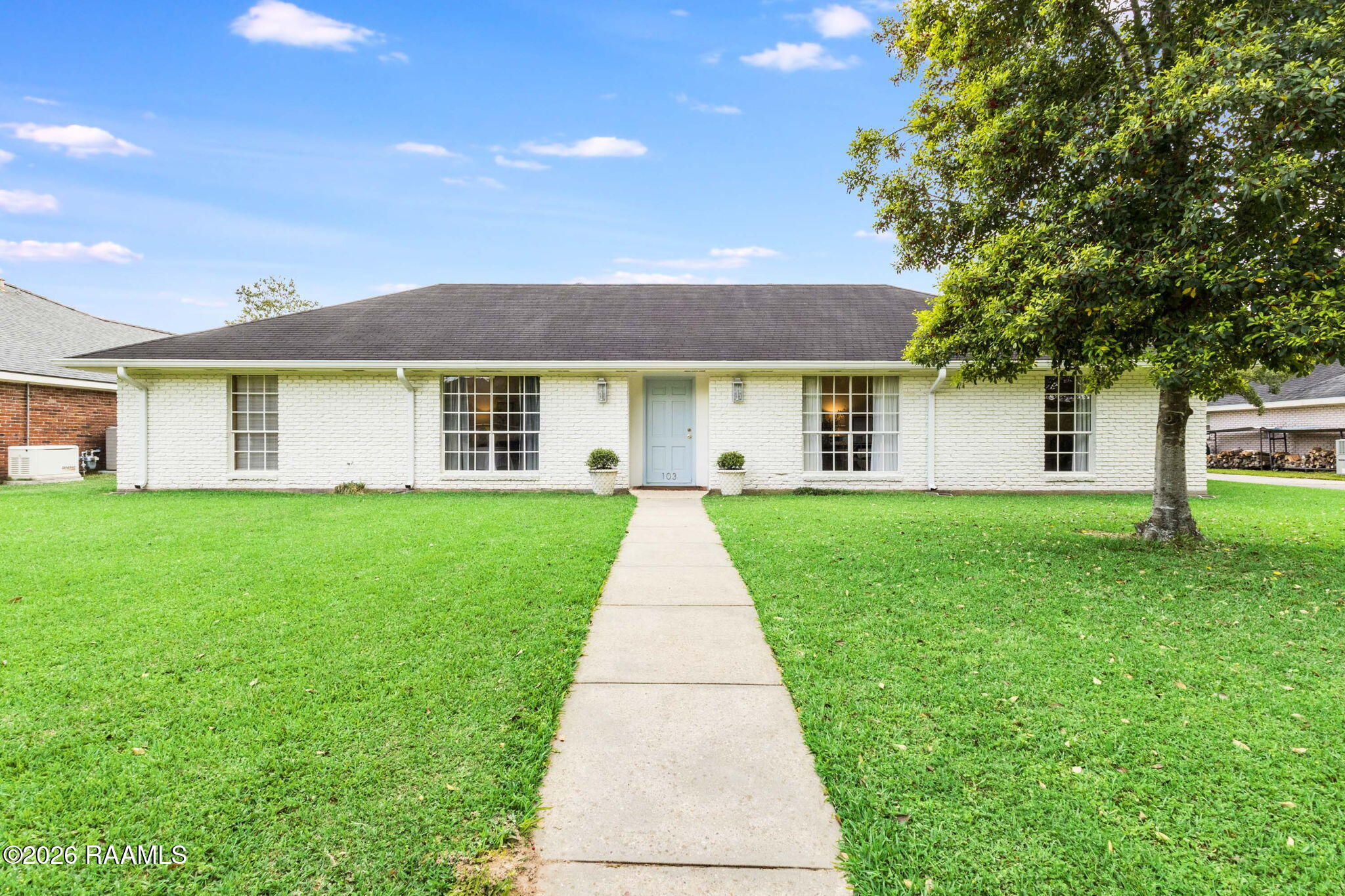 103 Tackaberry Road Lafayette, LA 70503 - Photo 1 of 21 103 Tackaberry facade