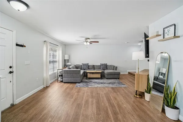 $210,000 | 12937 Trade Port Place, Riverview, FL 33579