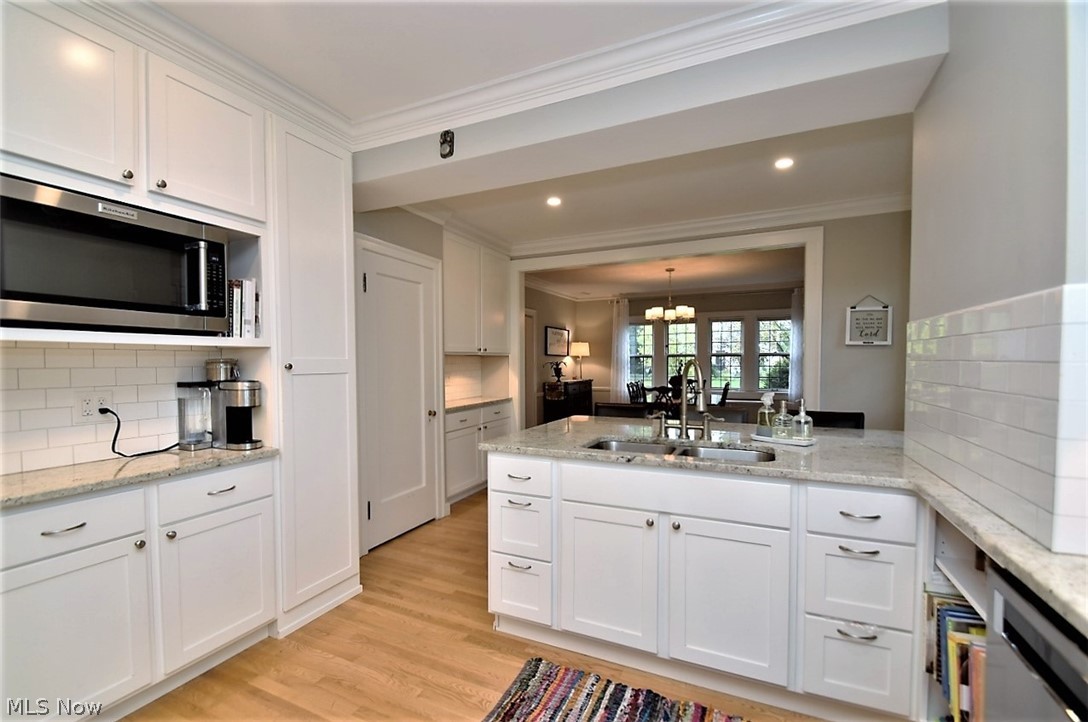 2925 Torrington Road Shaker Heights, OH 44122 - Photo 11 of 35 Gallery Image 11