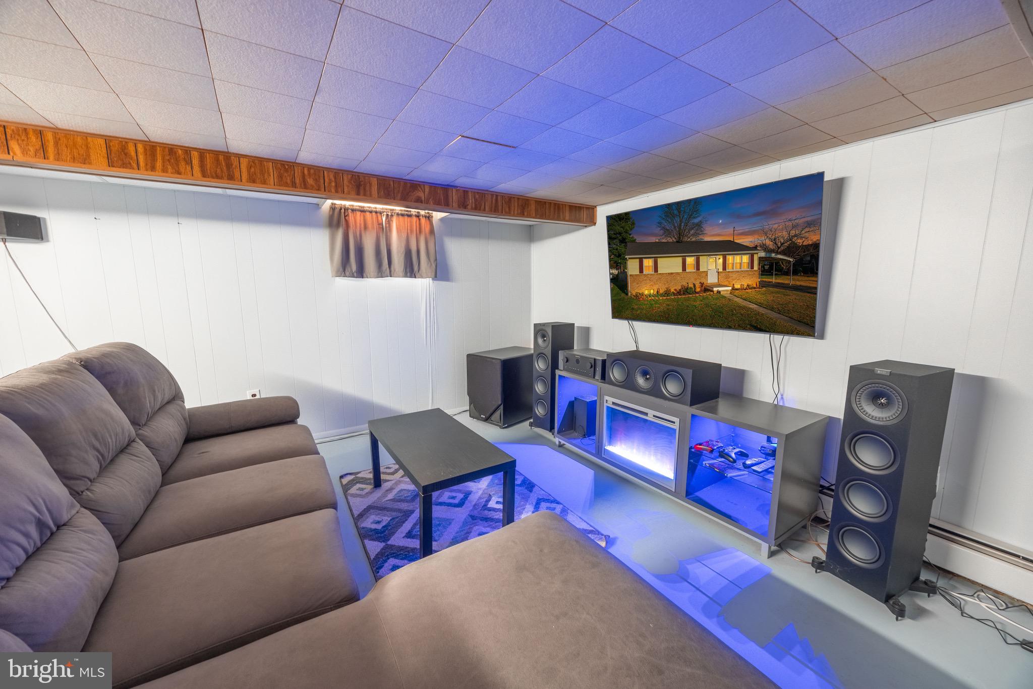 110 South Blettner Avenue Hanover, PA 17331 - Photo 23 of 30 a living room with furniture and a flat screen tv