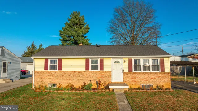 $230,000 | 110 South Blettner Avenue, Hanover, PA 17331