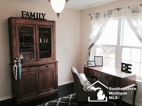 15540 Rutherford Boulevard Monroe, MI 48161 - Photo 9 of 18 20433511-8.JPG