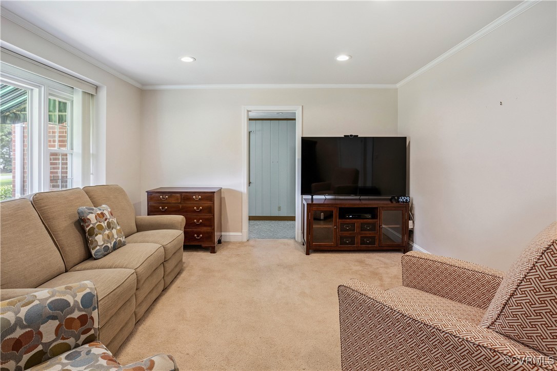 2907 Skipwith Road Henrico, VA 23294 - Photo 8 of 41 Gallery Image 8