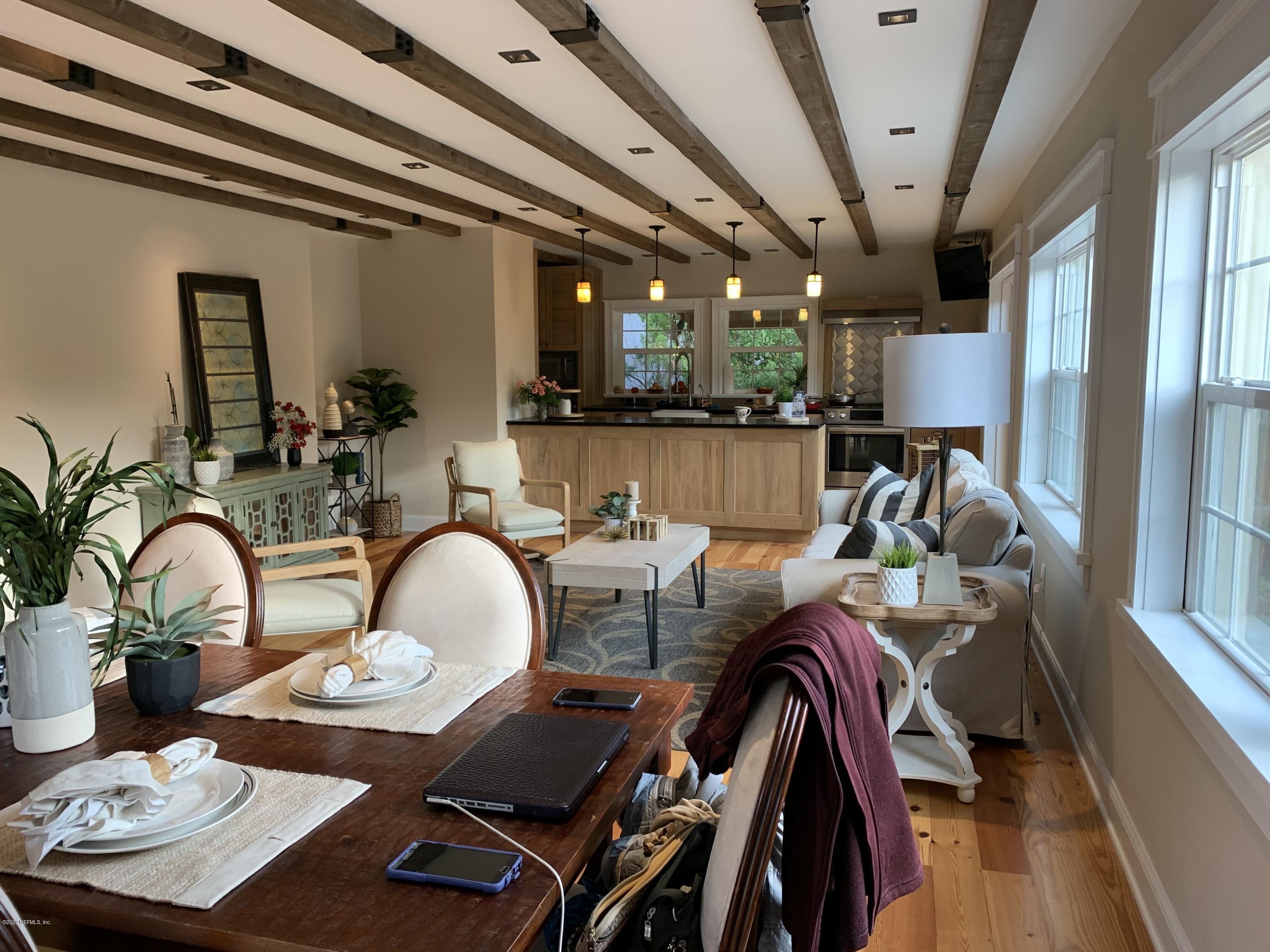136 Manresa Road St. Augustine, FL 32084 - Photo 12 of 28 Great Room towards Kitchen