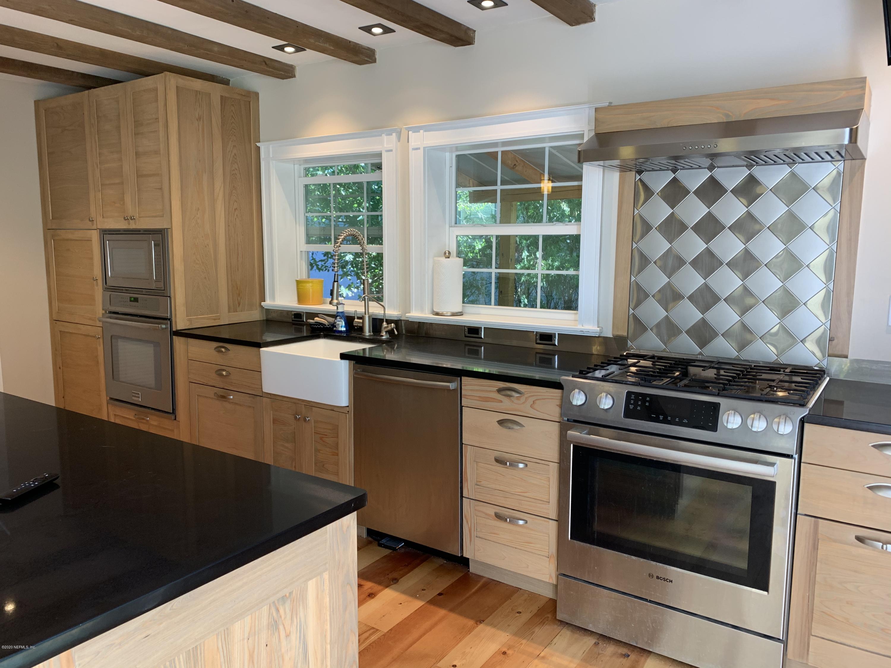 136 Manresa Road St. Augustine, FL 32084 - Photo 15 of 28 Kitchen