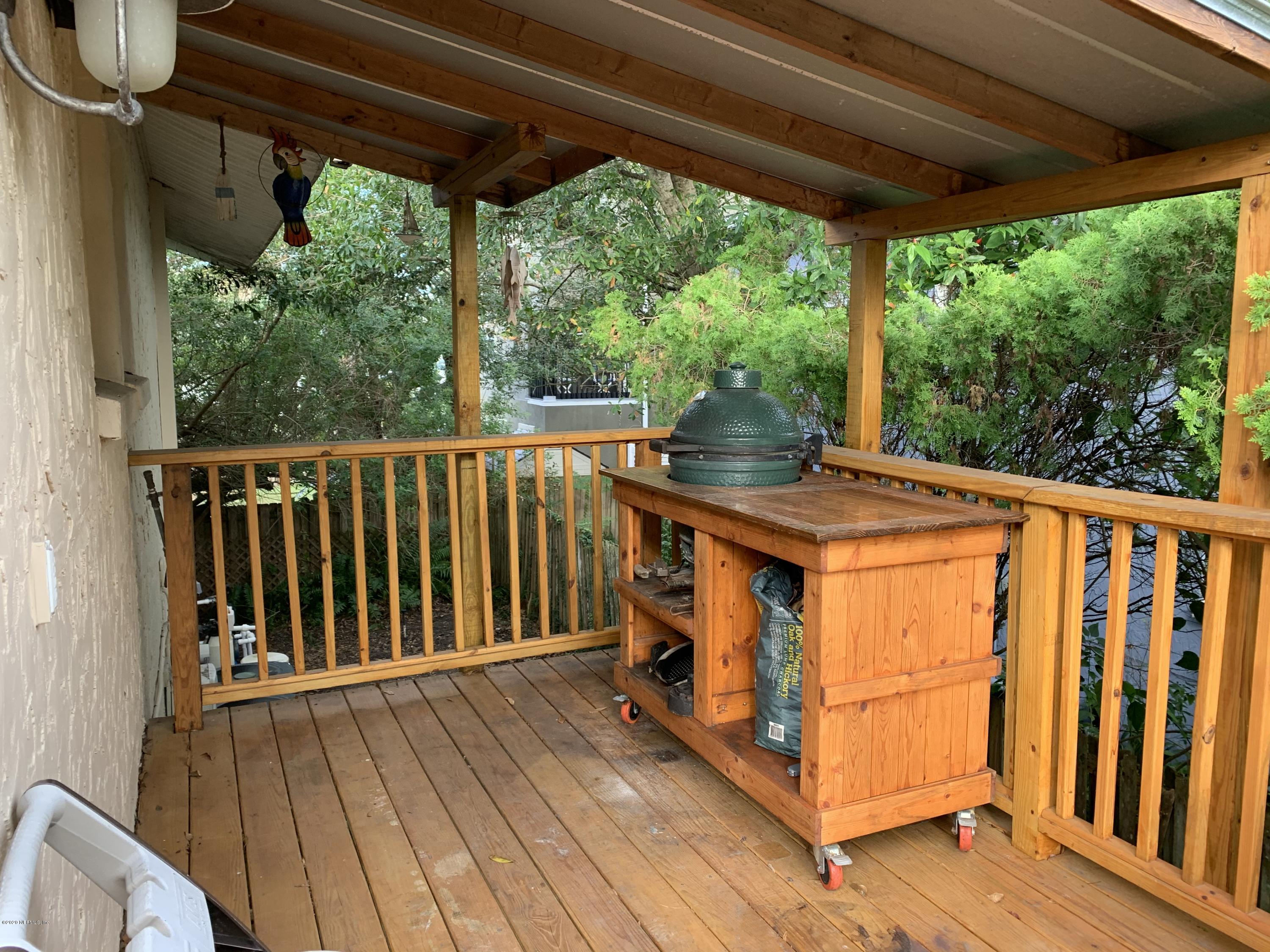 136 Manresa Road St. Augustine, FL 32084 - Photo 28 of 28 Grill area with Green Egg