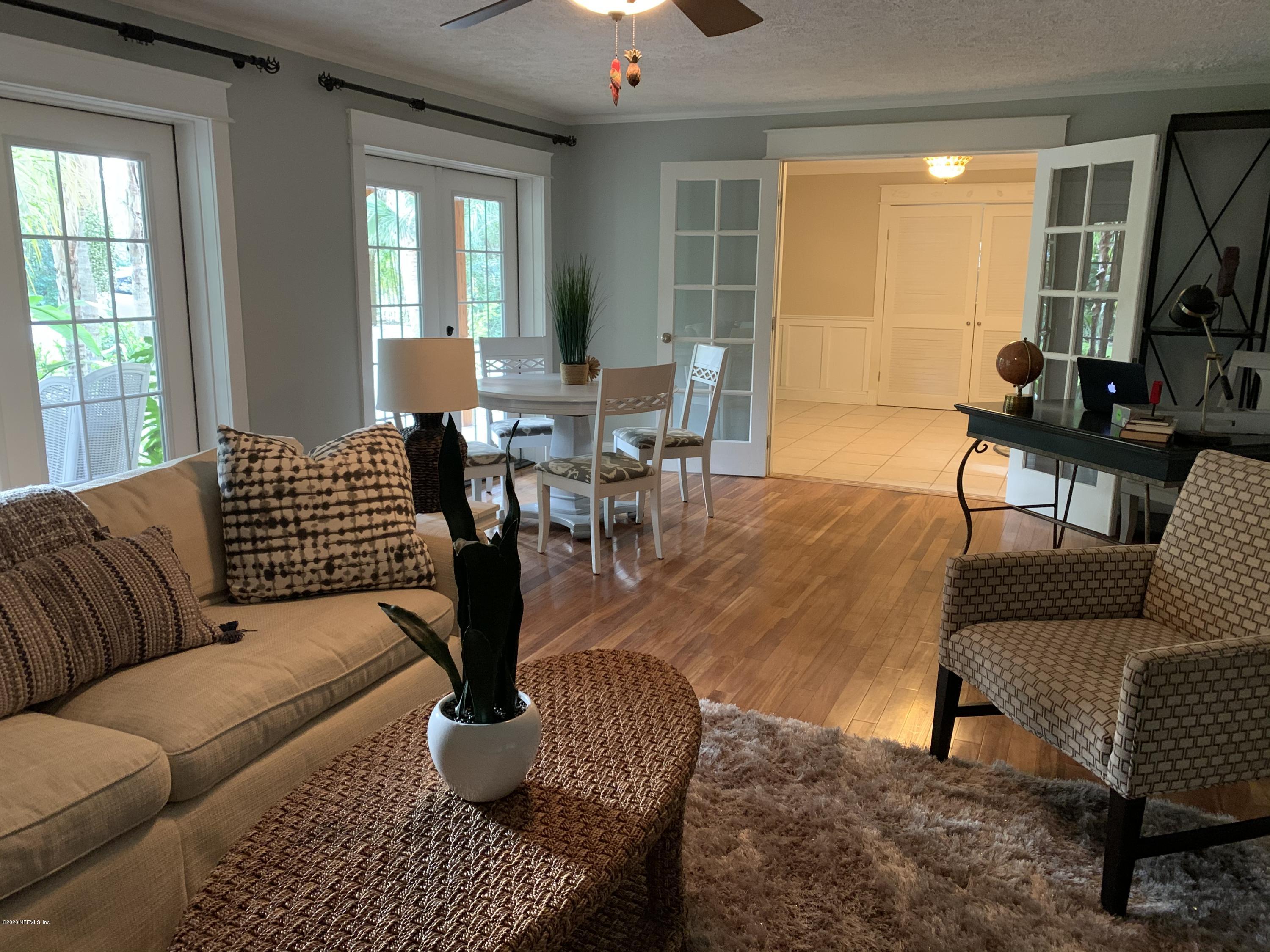 136 Manresa Road St. Augustine, FL 32084 - Photo 5 of 28 Downstairs towards Foyer