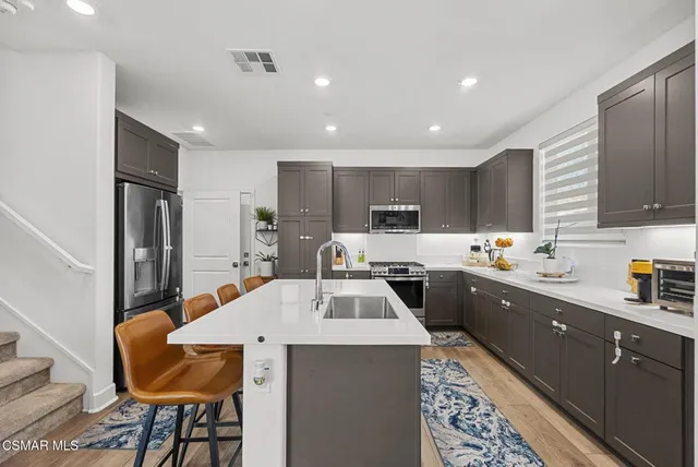 $825,000 | 2579 Little Rock Lane, Simi Valley, CA 93065