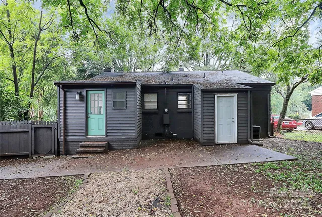 $325,000 | 2642 Rachel Street, Charlotte, NC 28206