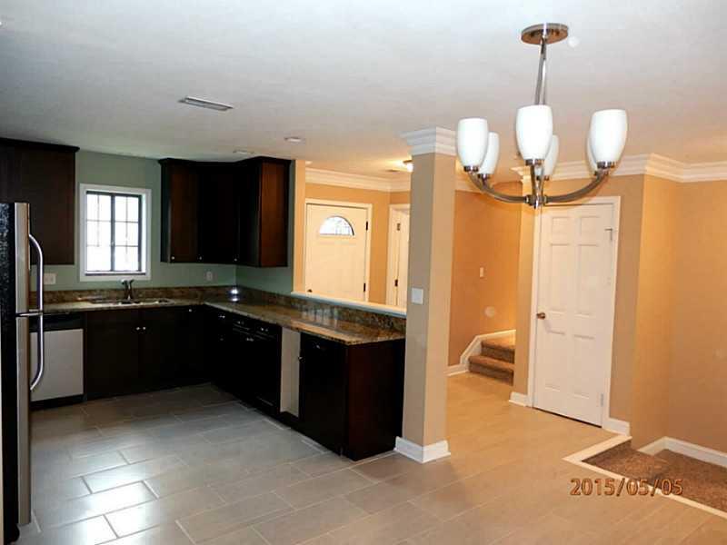 2224 Rome Drive Indianapolis, IN 46228 - Photo 3 of 15 Gallery Image 3