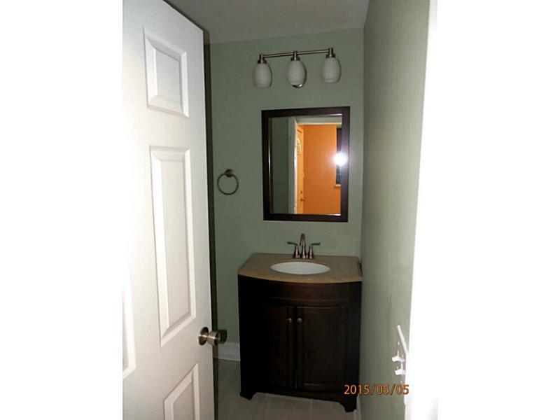 2224 Rome Drive Indianapolis, IN 46228 - Photo 7 of 15 Gallery Image 7