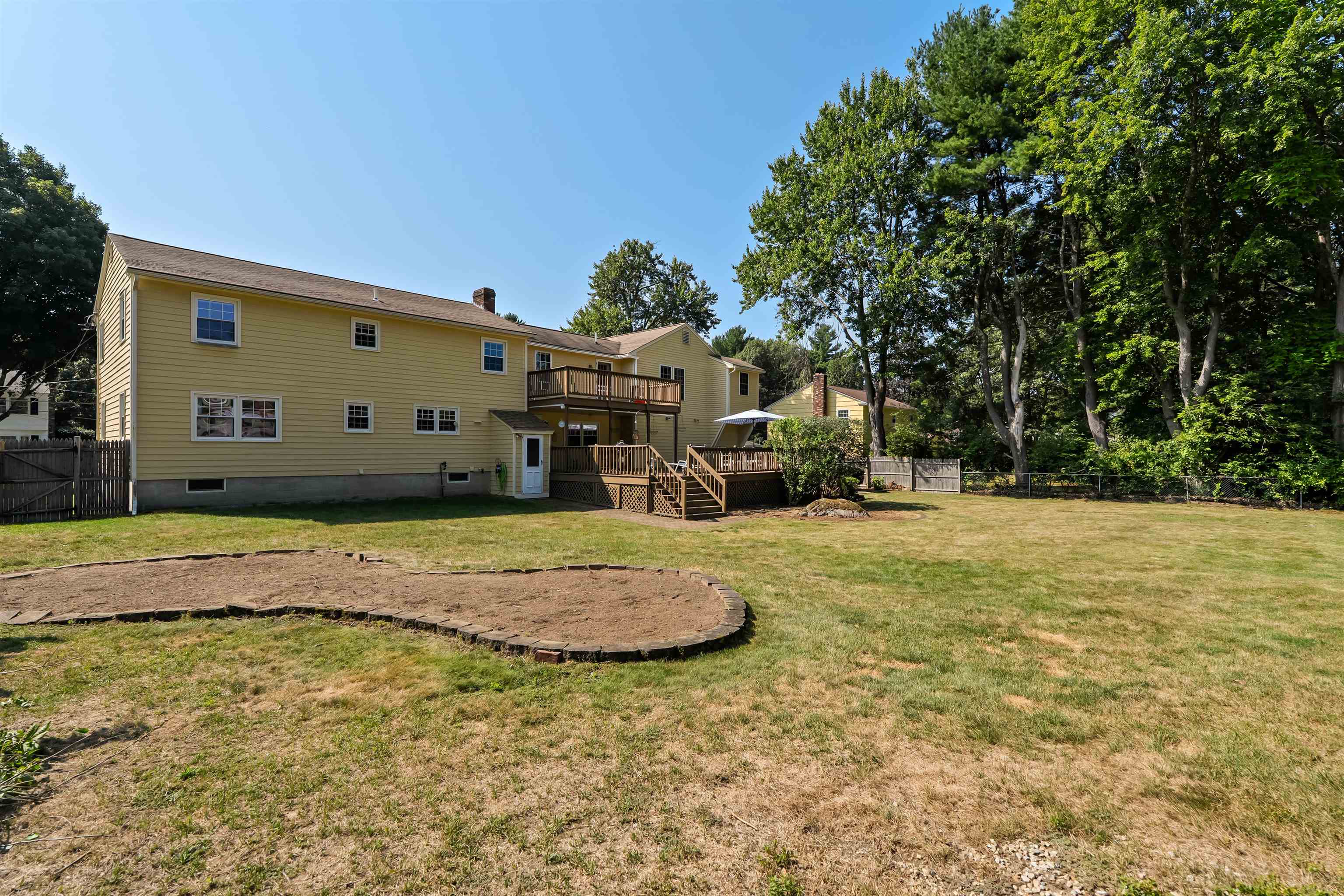 21 Garrison Road Salem, NH 03079 - Photo 49 of 57