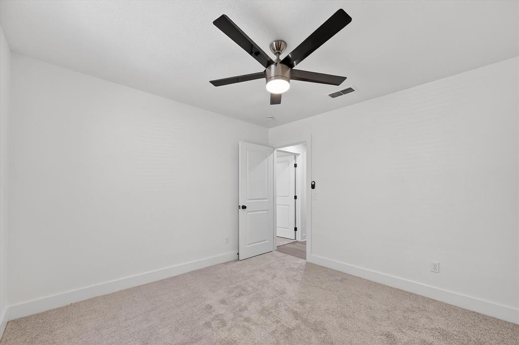 303 Sycamore Creek Road Allen, TX 75002 - Photo 21 of 28