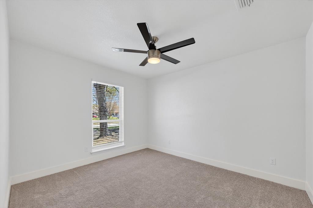 303 Sycamore Creek Road Allen, TX 75002 - Photo 23 of 28