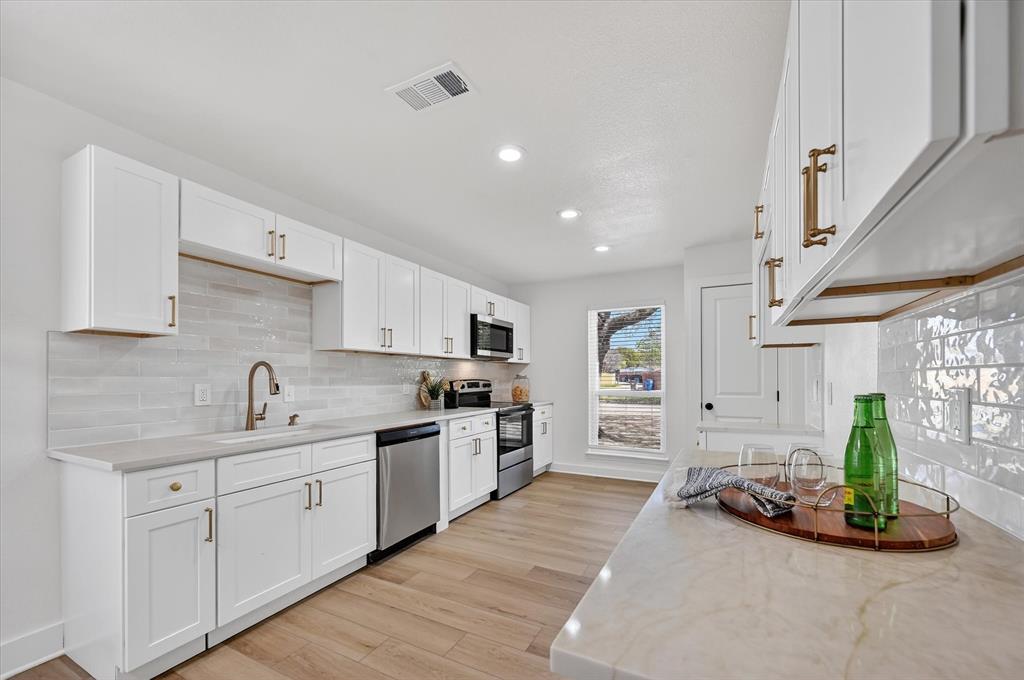 303 Sycamore Creek Road Allen, TX 75002 - Photo 9 of 28