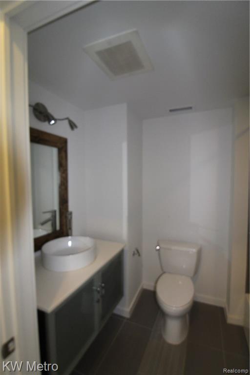 211 East 9 Mile Road, Unit 209A Ferndale, MI 48220 - Photo 12 of 16