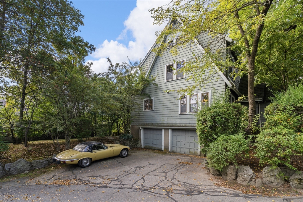 21 Hancock Road Brookline, MA 02445 - Photo 32 of 33