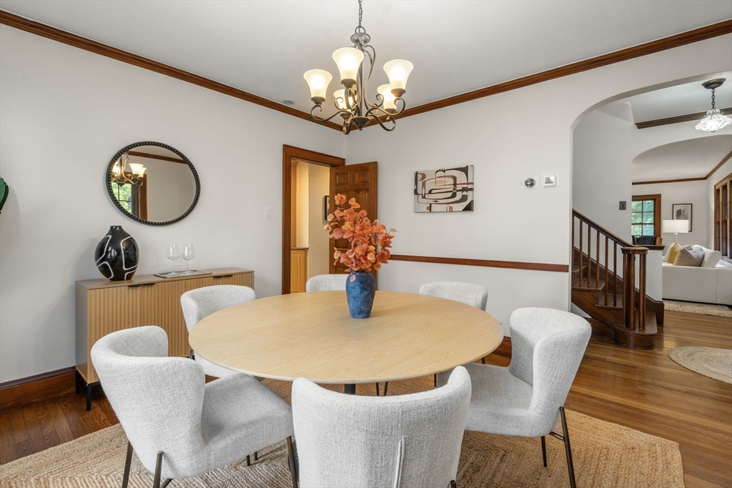 21 Hancock Road Brookline, MA 02445 - Photo 8 of 33