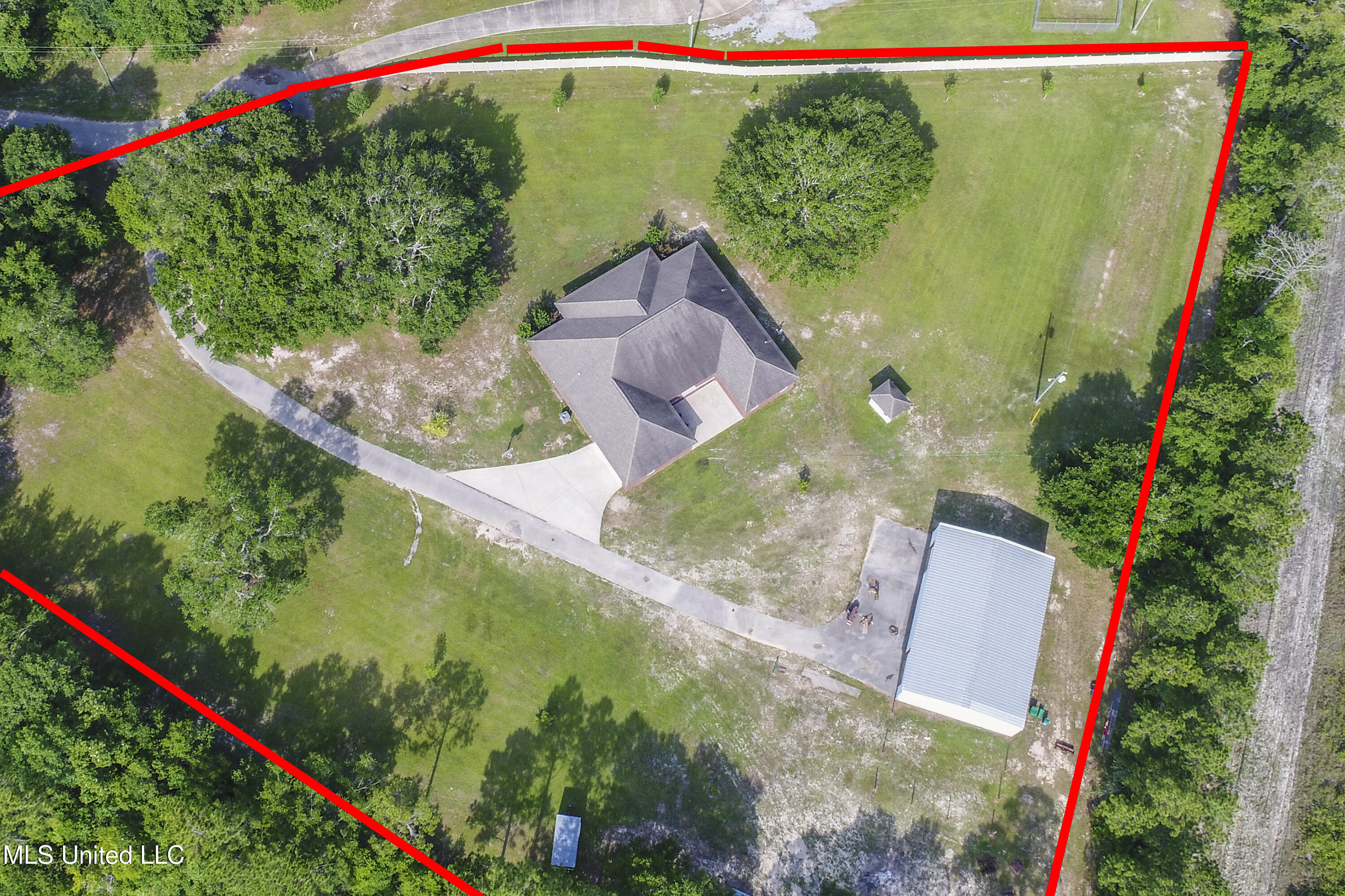 7414 Fountainbleau Road Ocean Springs, MS 39564 - Photo 47 of 49 037