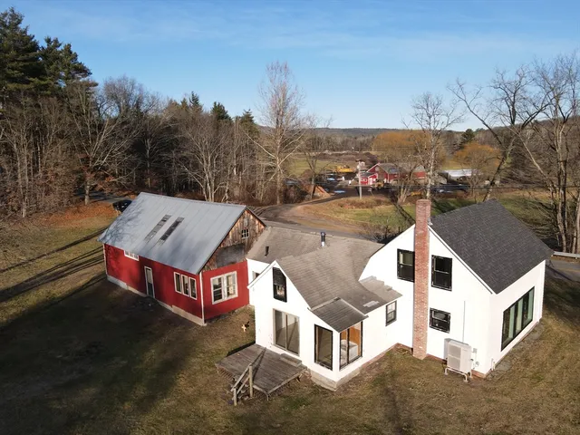 $435,000 | 336 Plain Road, Greenfield, MA 01301