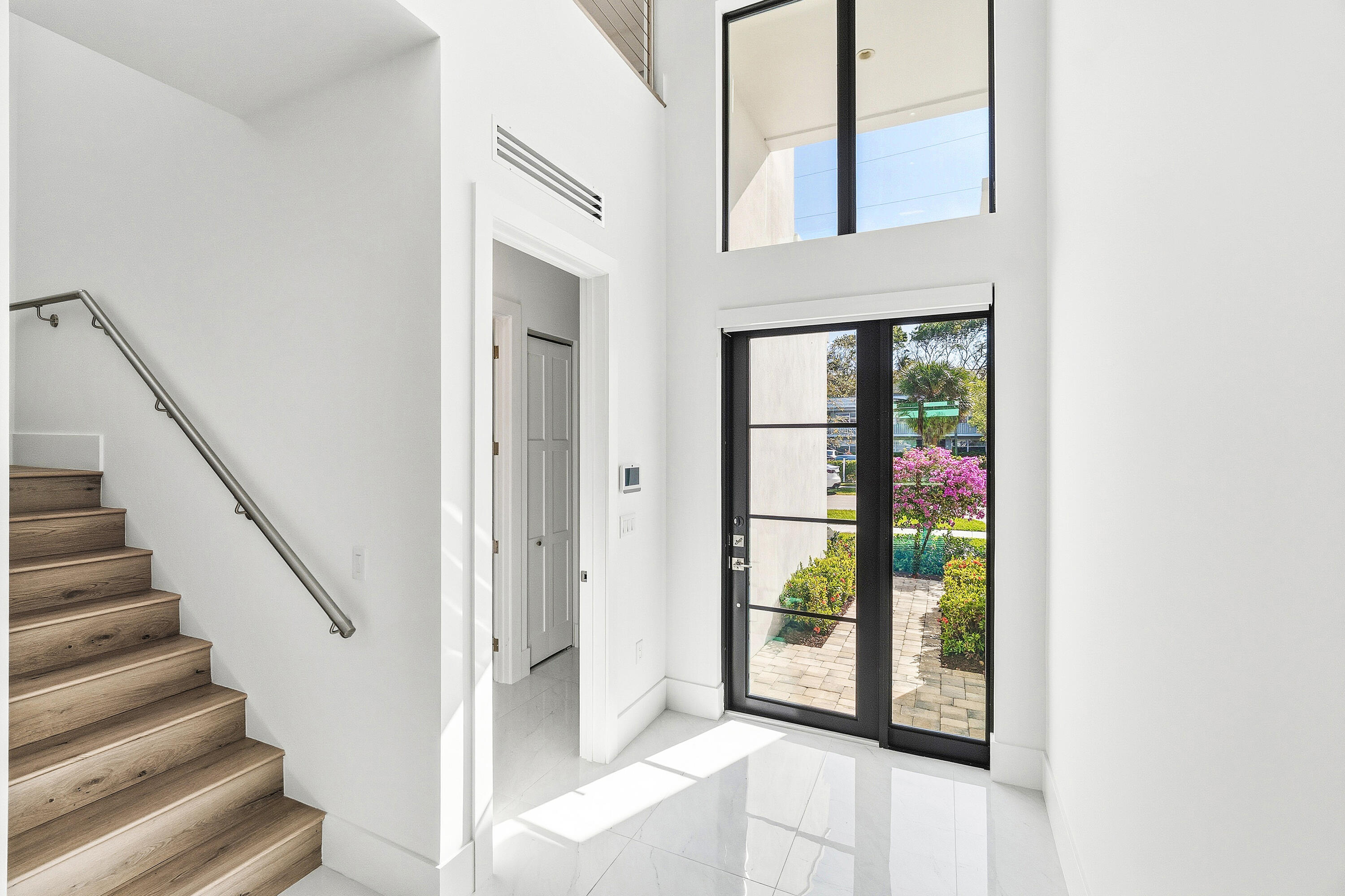 691 Kingsbridge Street Boca Raton, FL 33487 - Photo 3 of 30 036-691KingsbridgeStreet-BocaRaton-FL-33