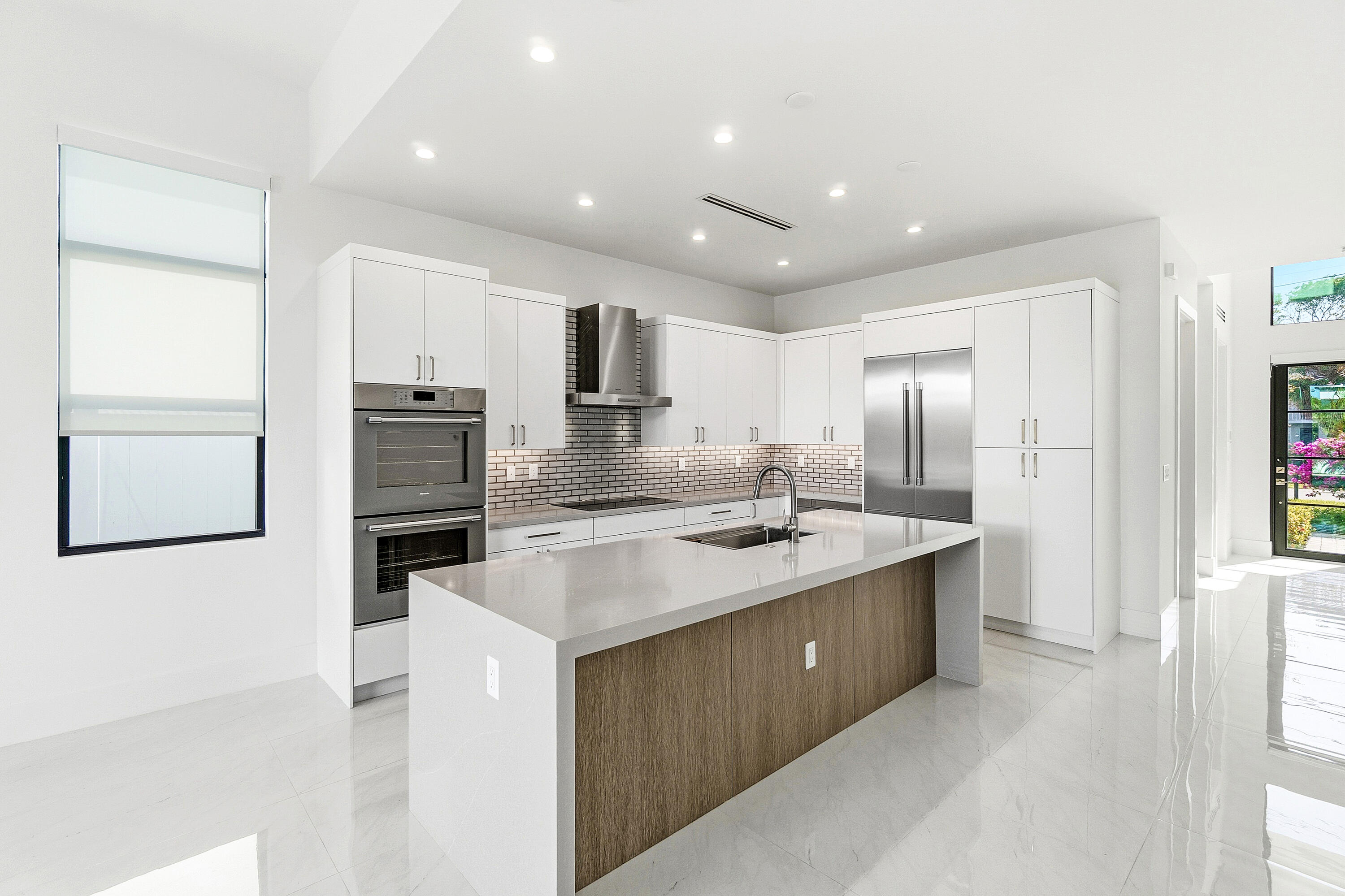 691 Kingsbridge Street Boca Raton, FL 33487 - Photo 5 of 30 011-691KingsbridgeStreet-BocaRaton-FL-33