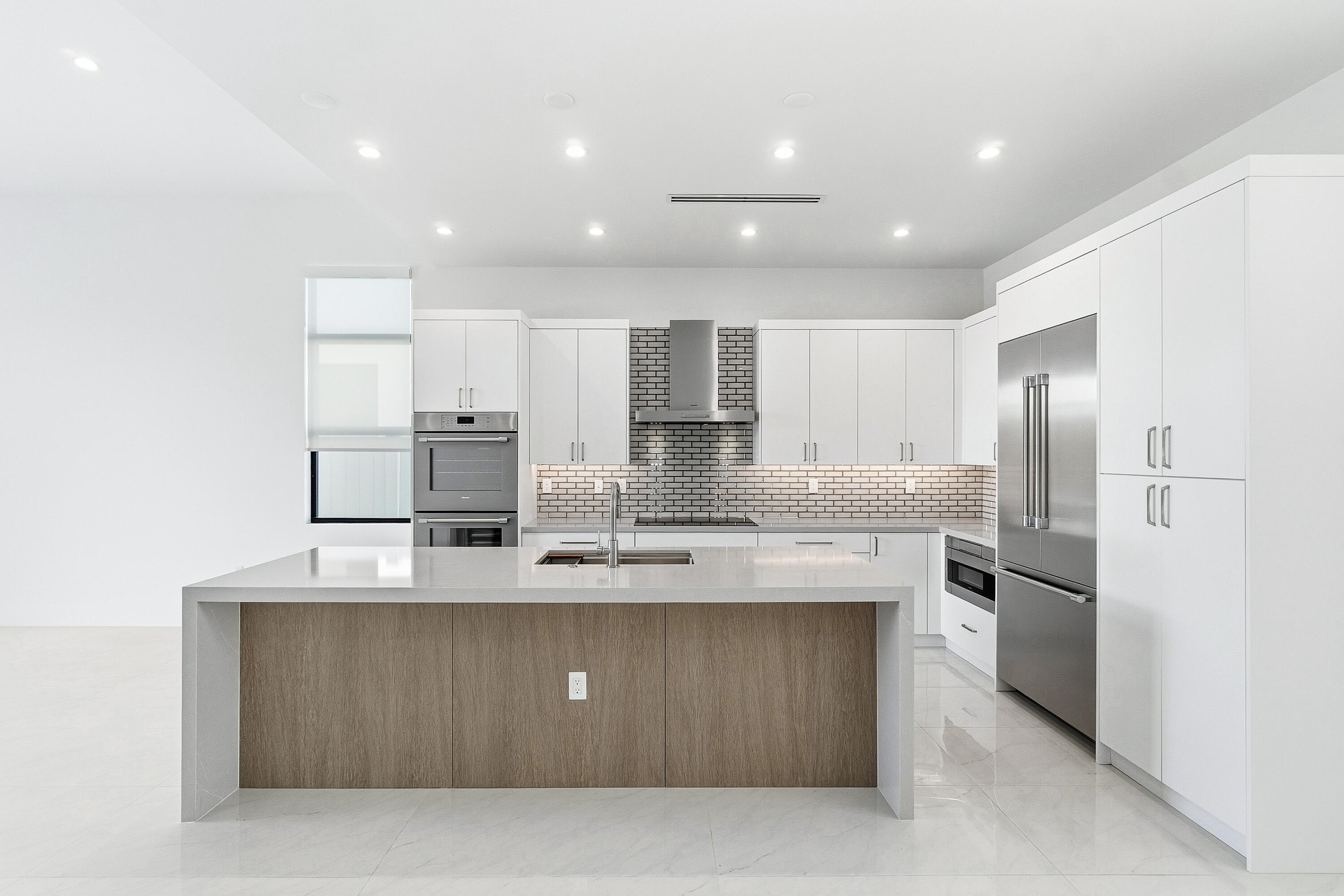 691 Kingsbridge Street Boca Raton, FL 33487 - Photo 6 of 30 012-691KingsbridgeStreet-BocaRaton-FL-33