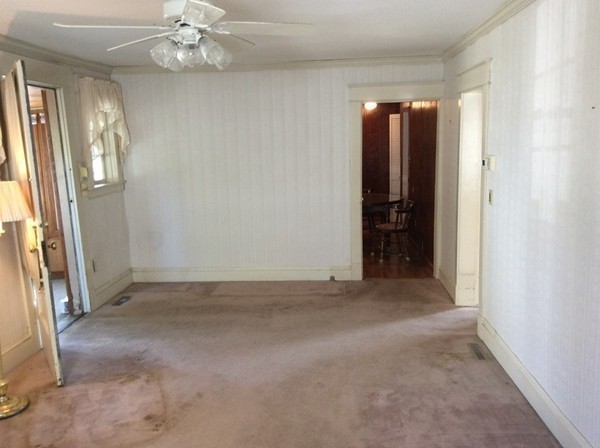 63 Kingsley Street Springfield, MA 01104 - Photo 14 of 30 Gallery Image 14