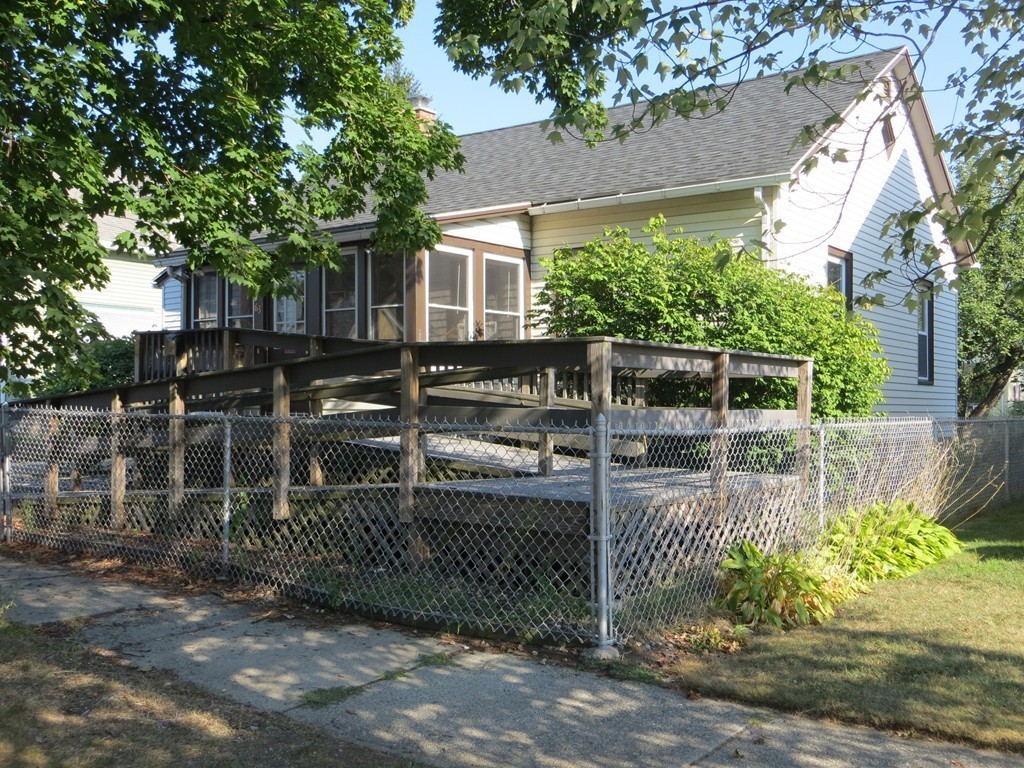 63 Kingsley Street Springfield, MA 01104 - Photo 27 of 30 Gallery Image 27