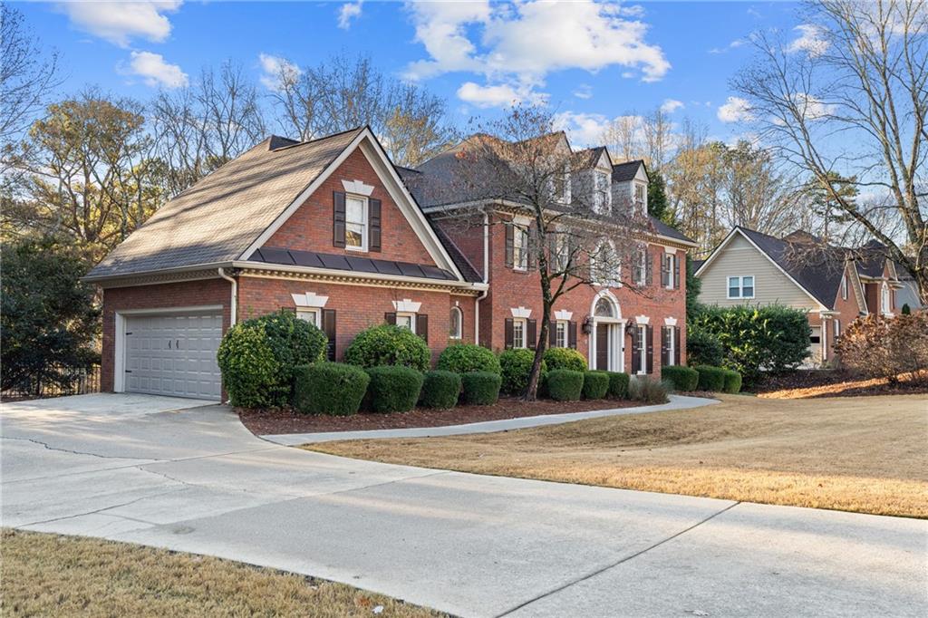 210 Tynebrae Place Roswell, GA 30075 - Photo 2 of 64