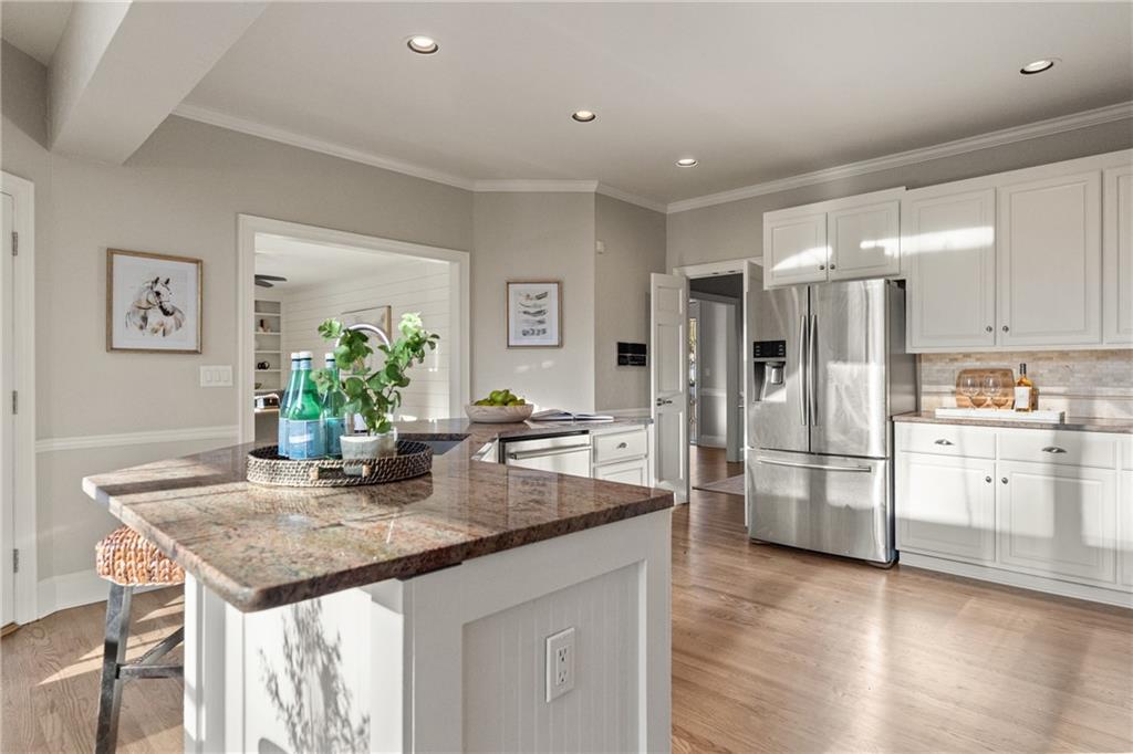 210 Tynebrae Place Roswell, GA 30075 - Photo 6 of 64