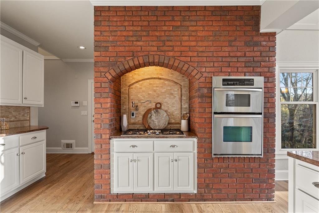 210 Tynebrae Place Roswell, GA 30075 - Photo 9 of 64